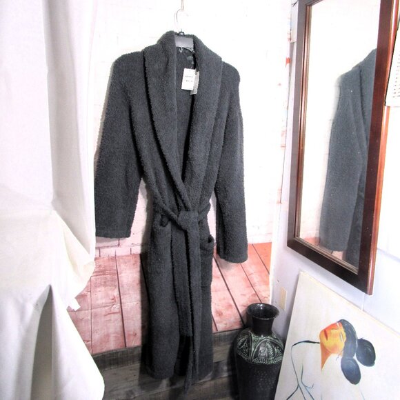 NWT $138, BAREFOOT DREAMS ADULT ROBE #2 SM / MED MAKE OFFER - Picture 2 of 10
